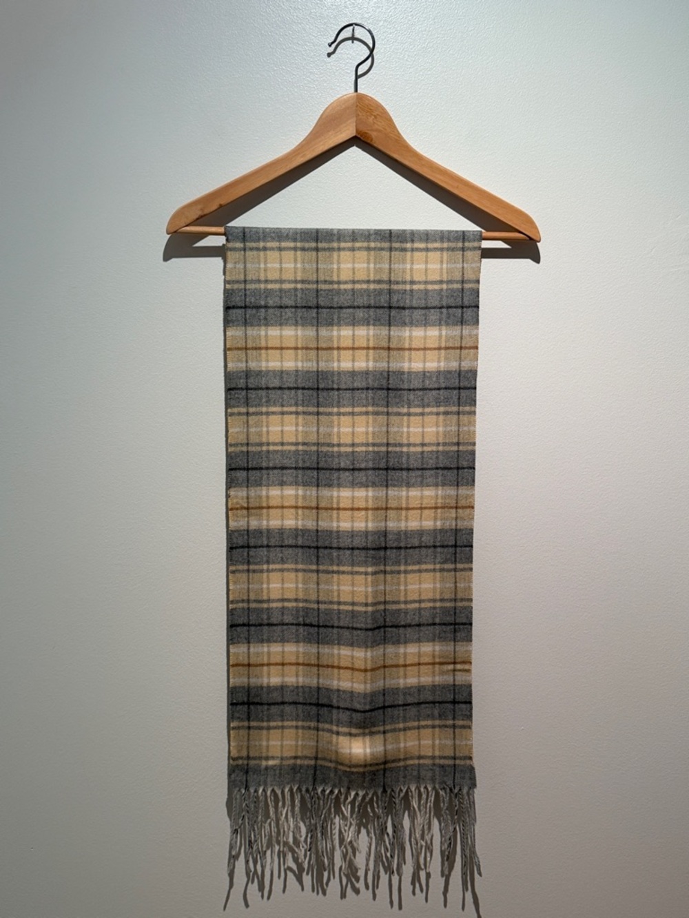 NWOT Cream and Grey Plaid Fringe Scarf